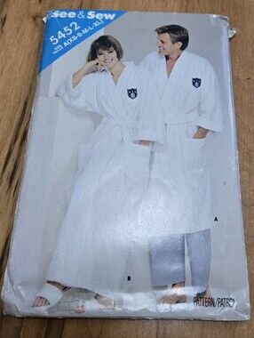 Vintage Butterick See & Sew 5452 Unisex Kimono Style Loungewear Robe Pattern